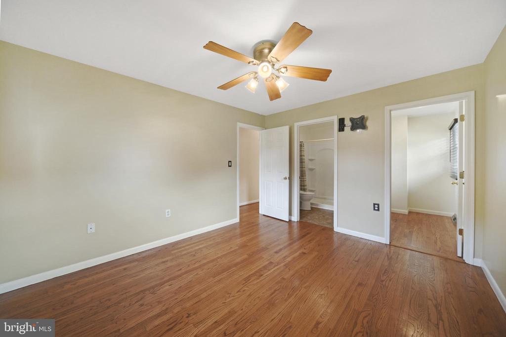 304 TIMOTHY DRIVE