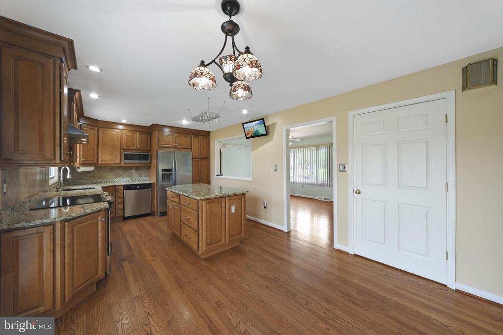 304 TIMOTHY DRIVE