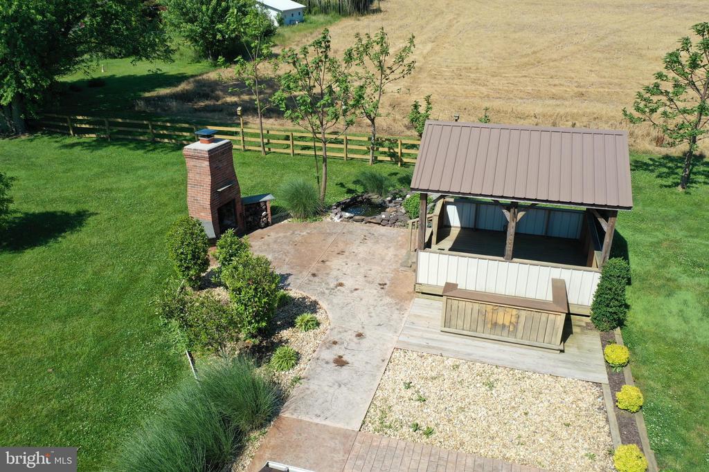 304 TIMOTHY DRIVE