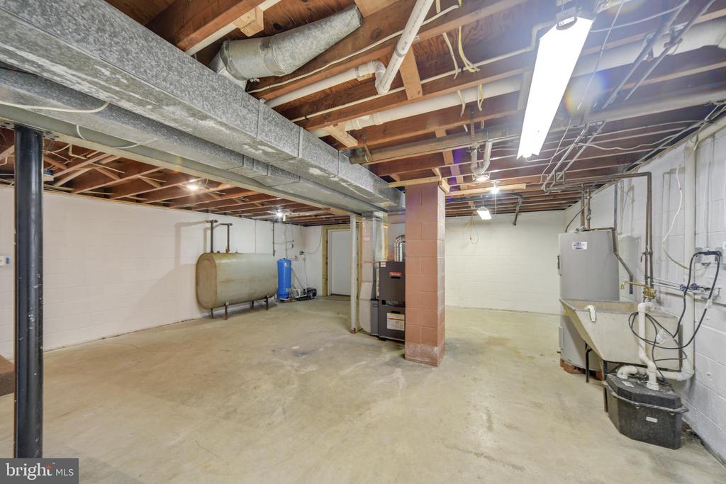 304 TIMOTHY DRIVE