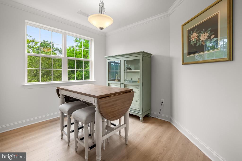 636 WALLINGFORD ROAD Unit: 3G