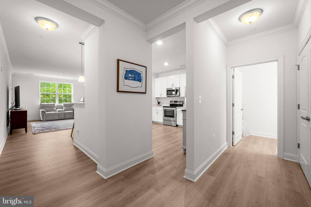 636 WALLINGFORD ROAD Unit: 3G