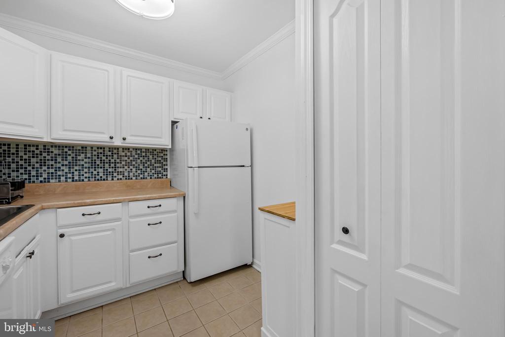 10564 TWIN RIVERS ROAD B-1