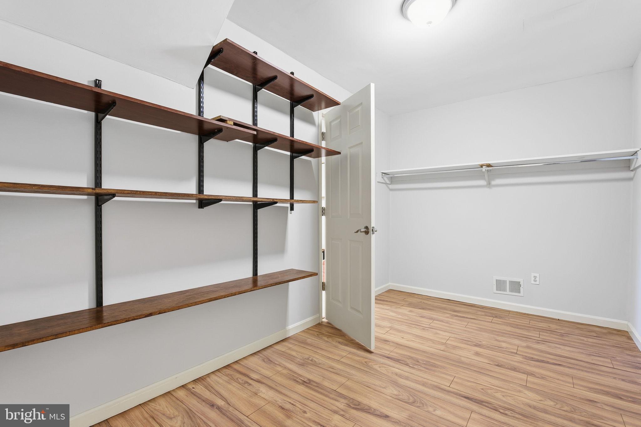 22 BRINKWOOD ROAD