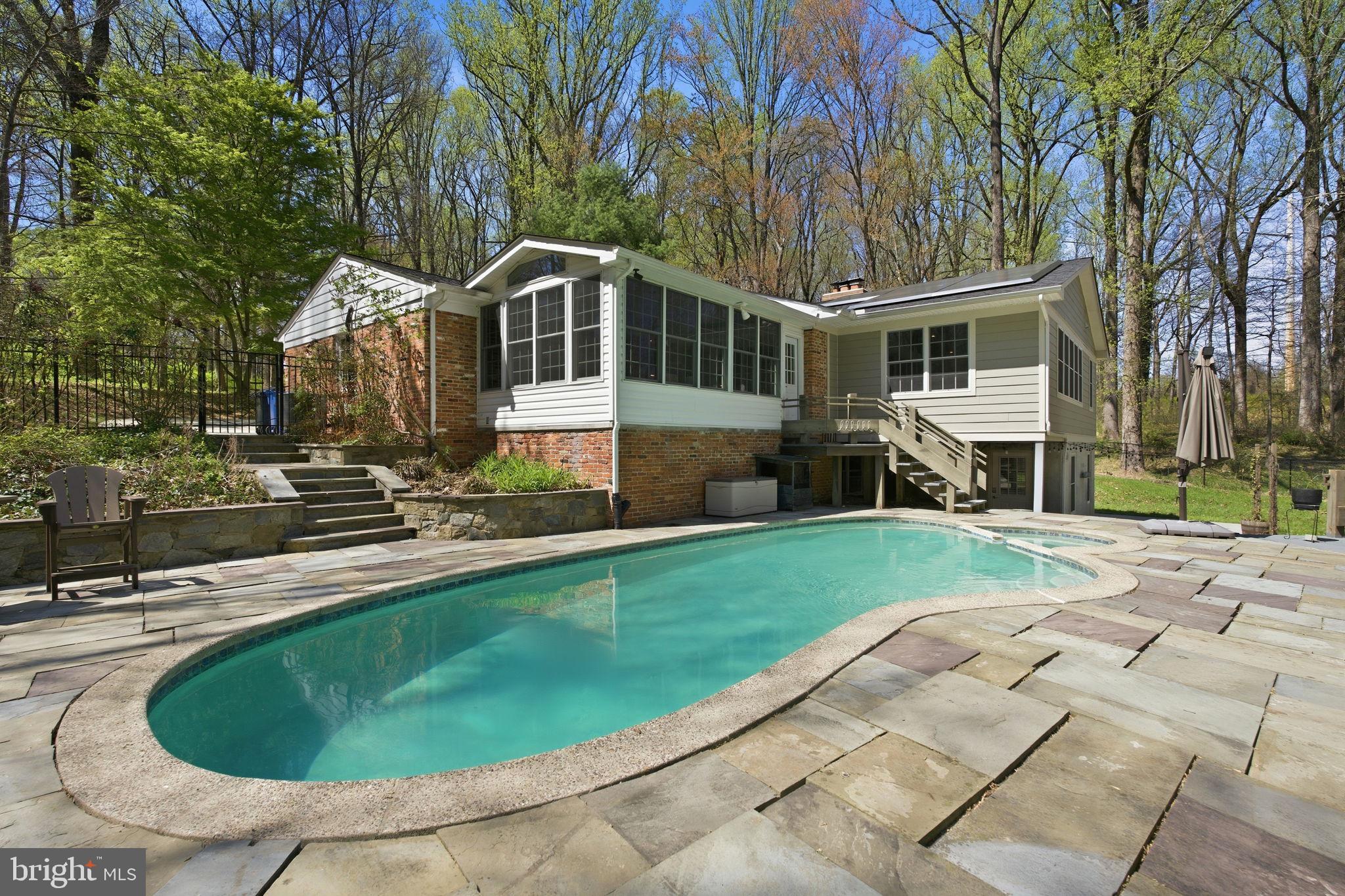 22 BRINKWOOD ROAD