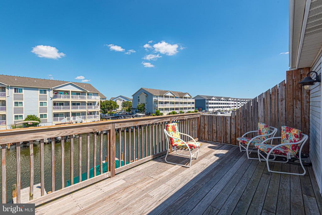 210 WINDWARD DRIVE A