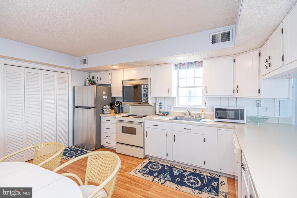 210 WINDWARD DRIVE A