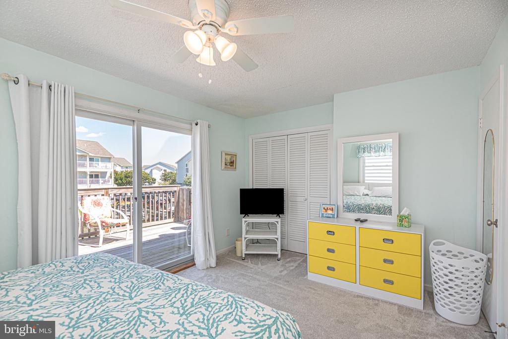 210 WINDWARD DRIVE A