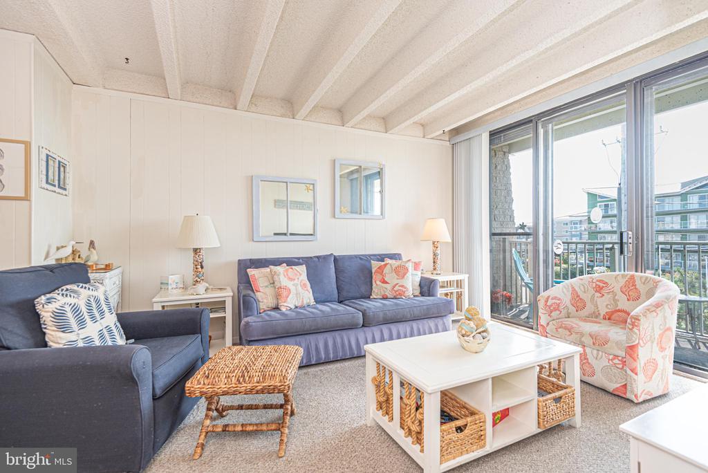 7604 COASTAL HIGHWAY Unit: 2C