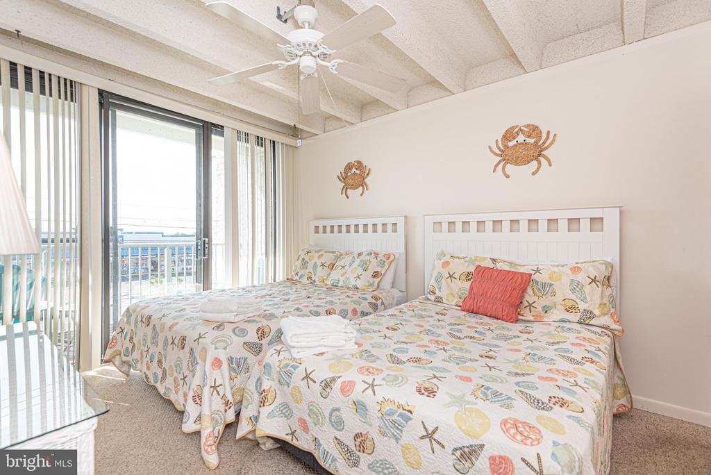 7604 COASTAL HIGHWAY Unit: 2C