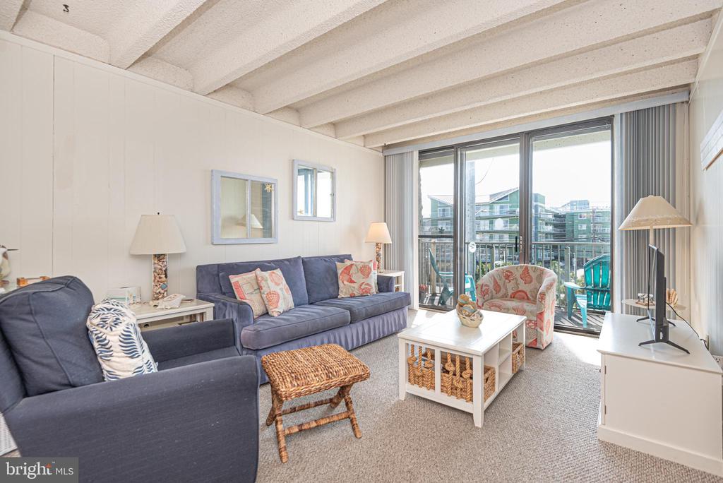 7604 COASTAL HIGHWAY Unit: 2C