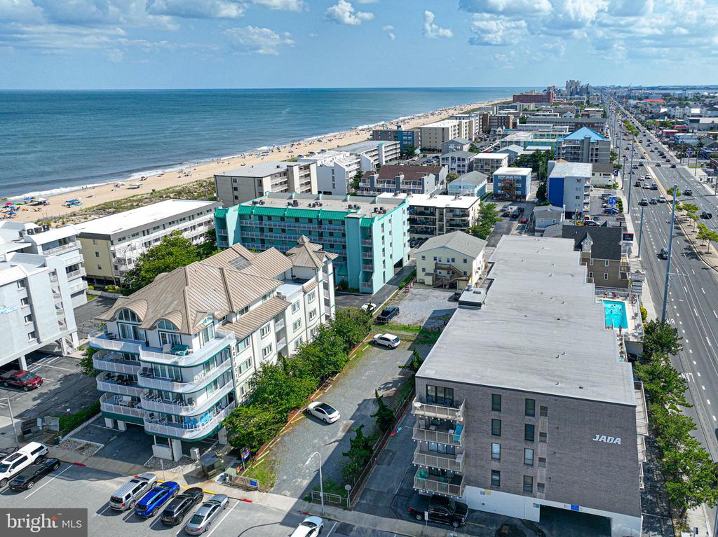 7604 COASTAL HIGHWAY Unit: 2C
