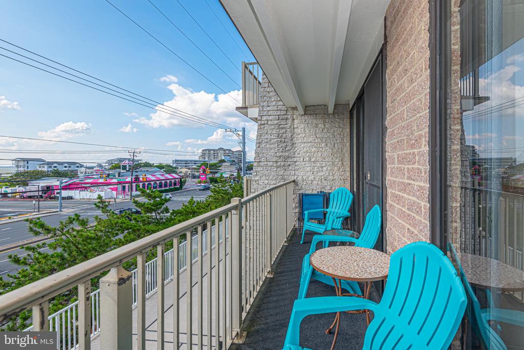 7604 COASTAL HIGHWAY Unit: 2C