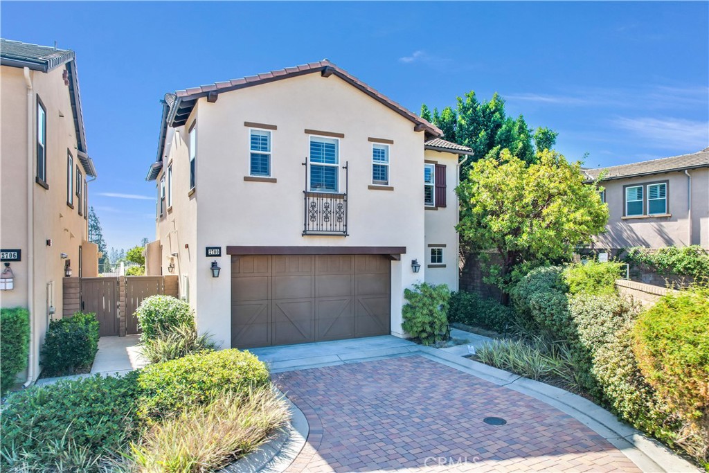 2700 E Coalinga Drive