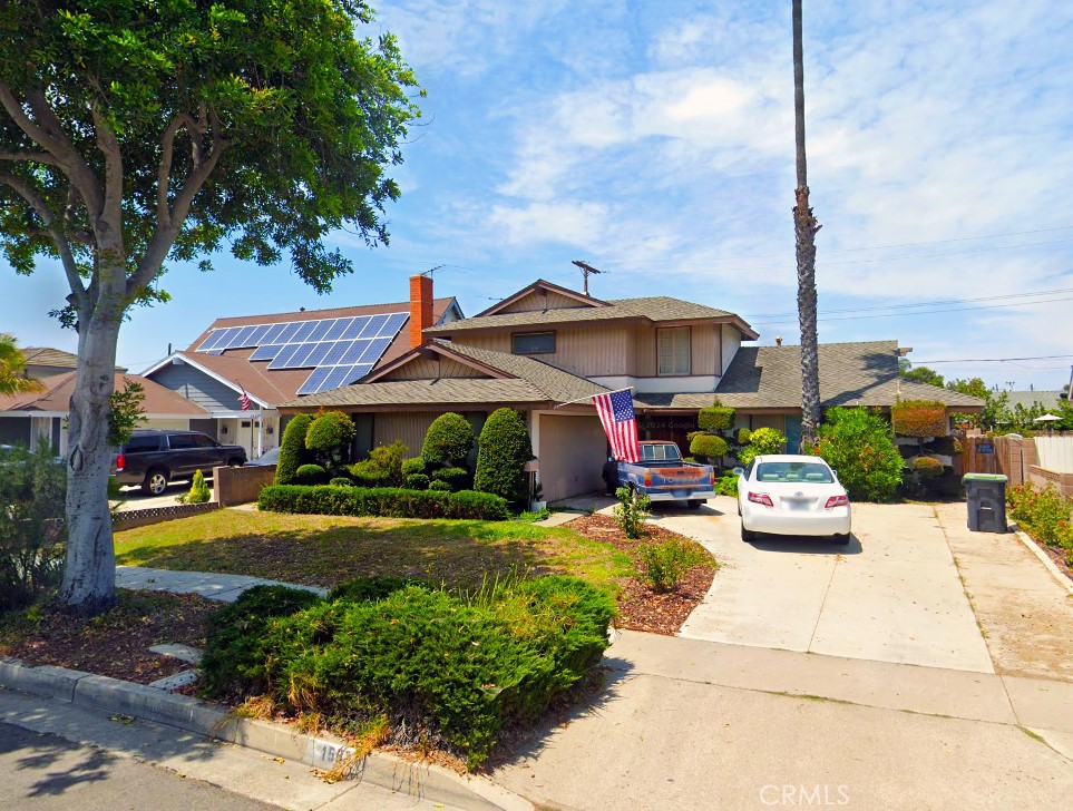 1533 W. San Lorenzo Ave.