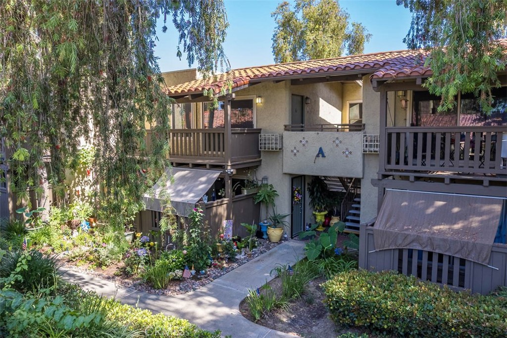 1345 Cabrillo Park Drive A06