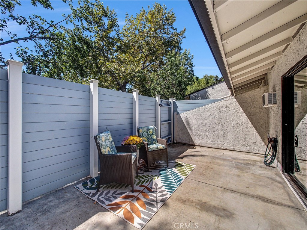 413 N Conestoga Way 11