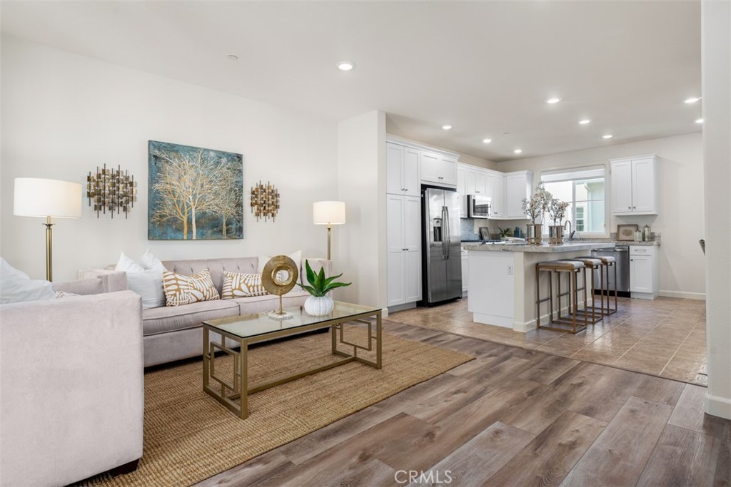 4317 Canyon Coral