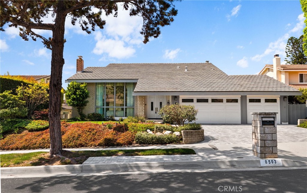 8503 Seranata Drive