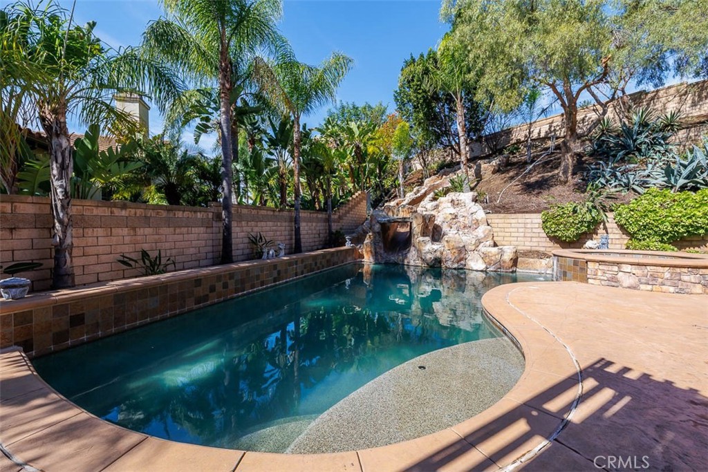 18001 Catalina Court