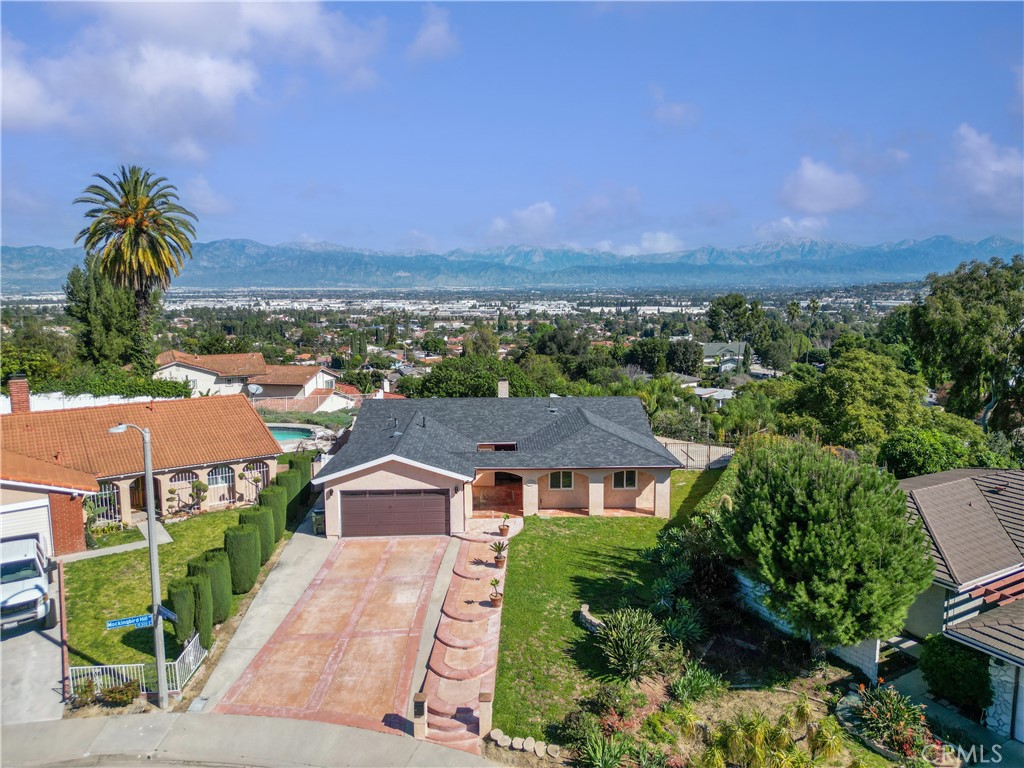 15333 Mockingbird Hill