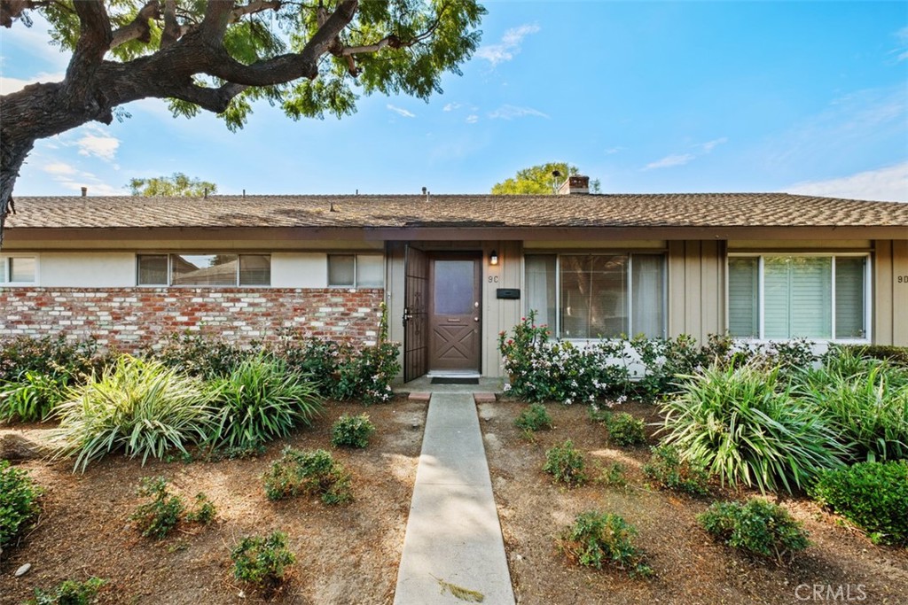 13902 Yorba 9C