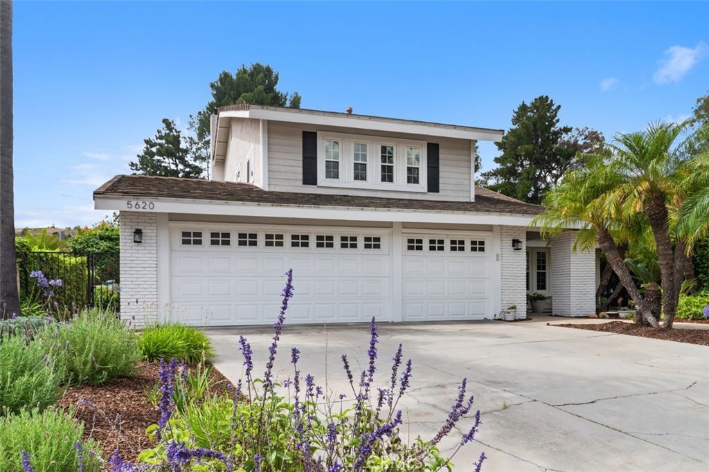 5620 E Calle Canada