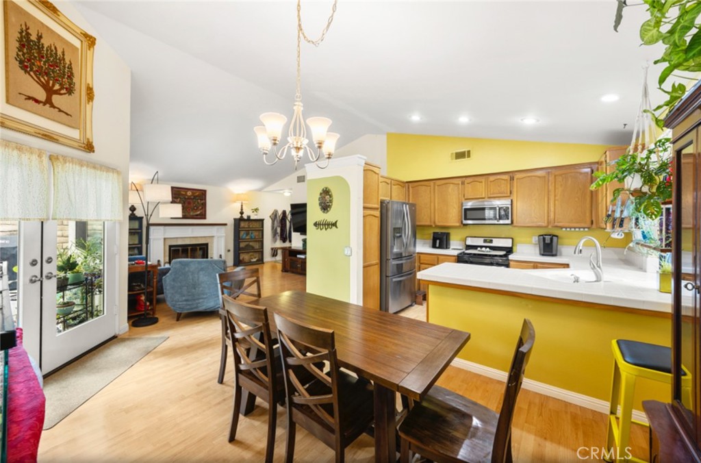 1213 Eckenrode