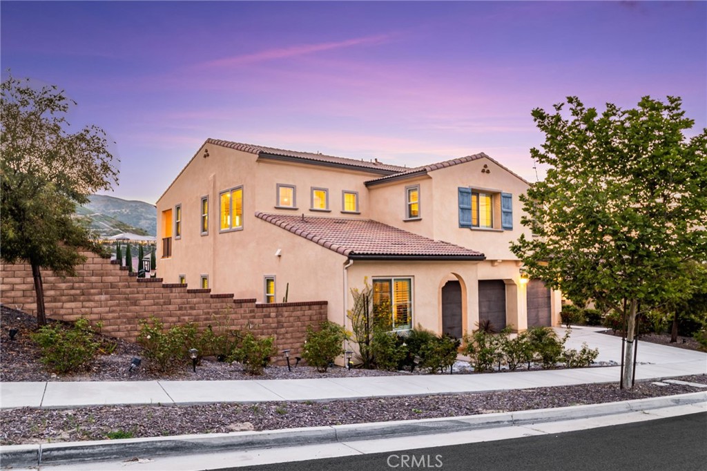2413 Sierra Bella Drive