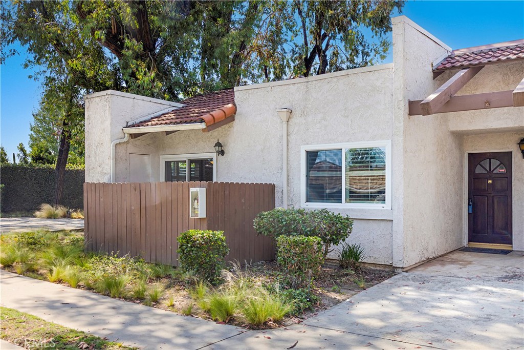17572 Vandenberg Lane 01