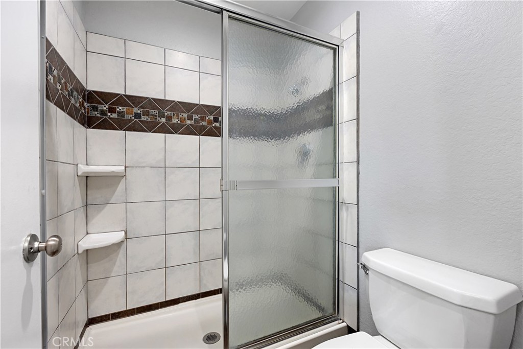 17572 Vandenberg Lane 01