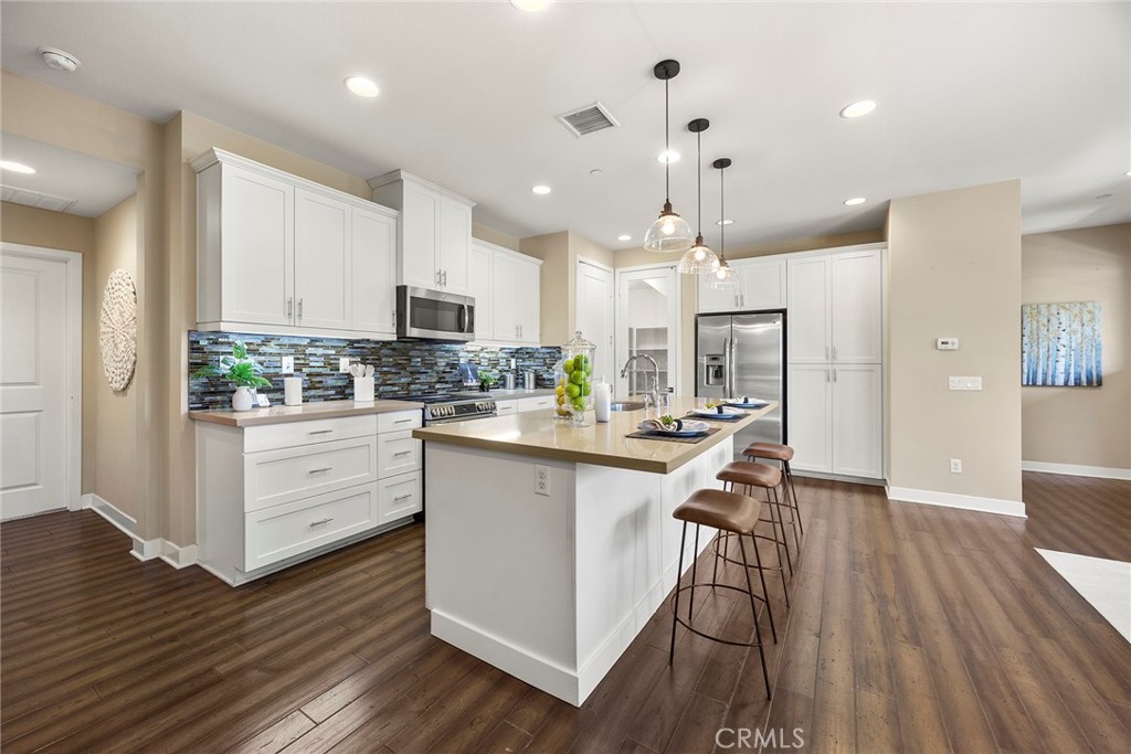 4330 Avocado Grove Lane
