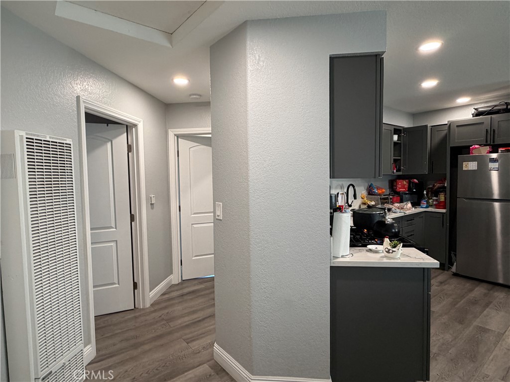 1518 W 206th