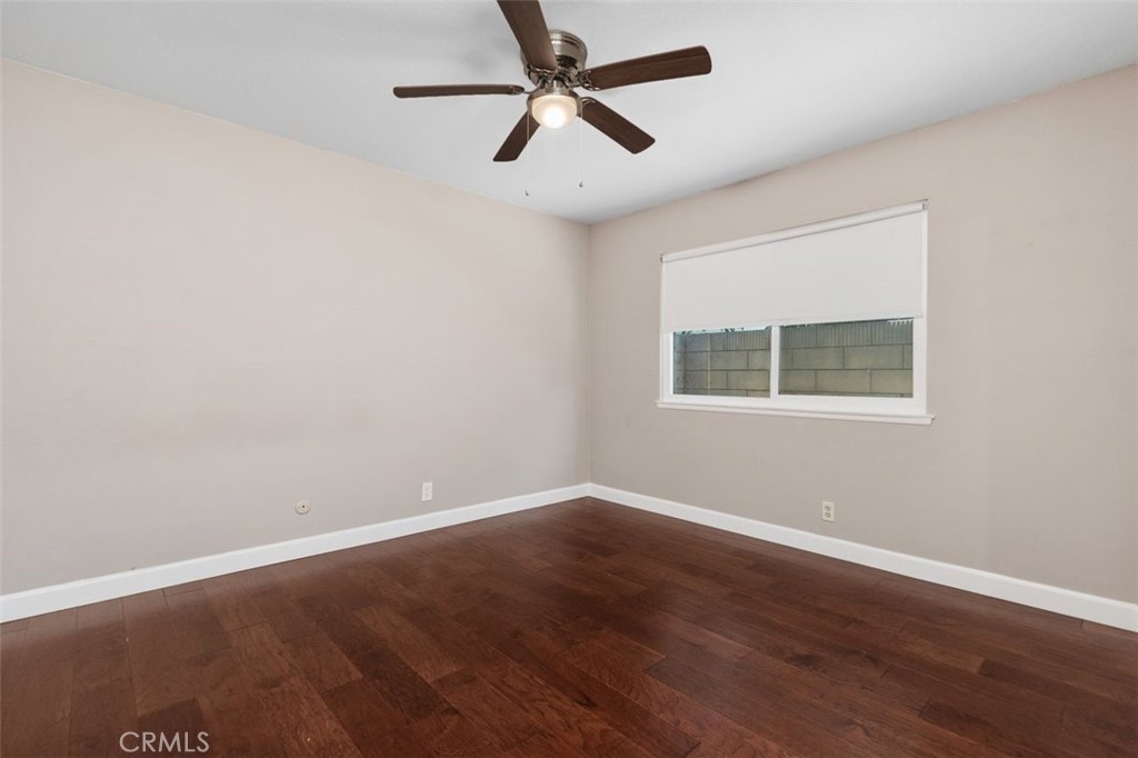3338 E Radcliffe