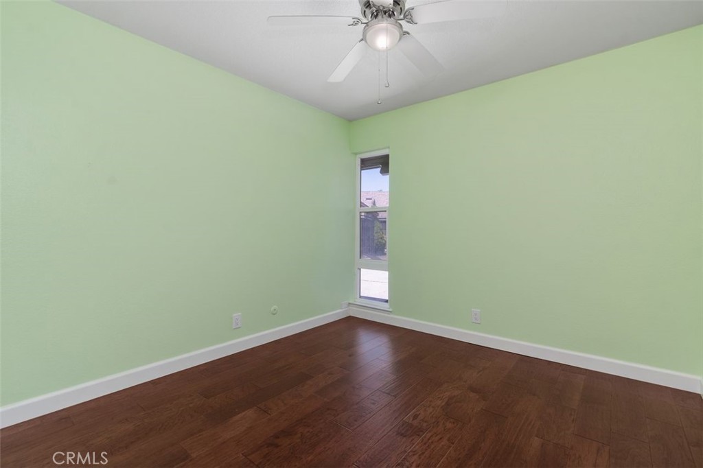 3338 E Radcliffe