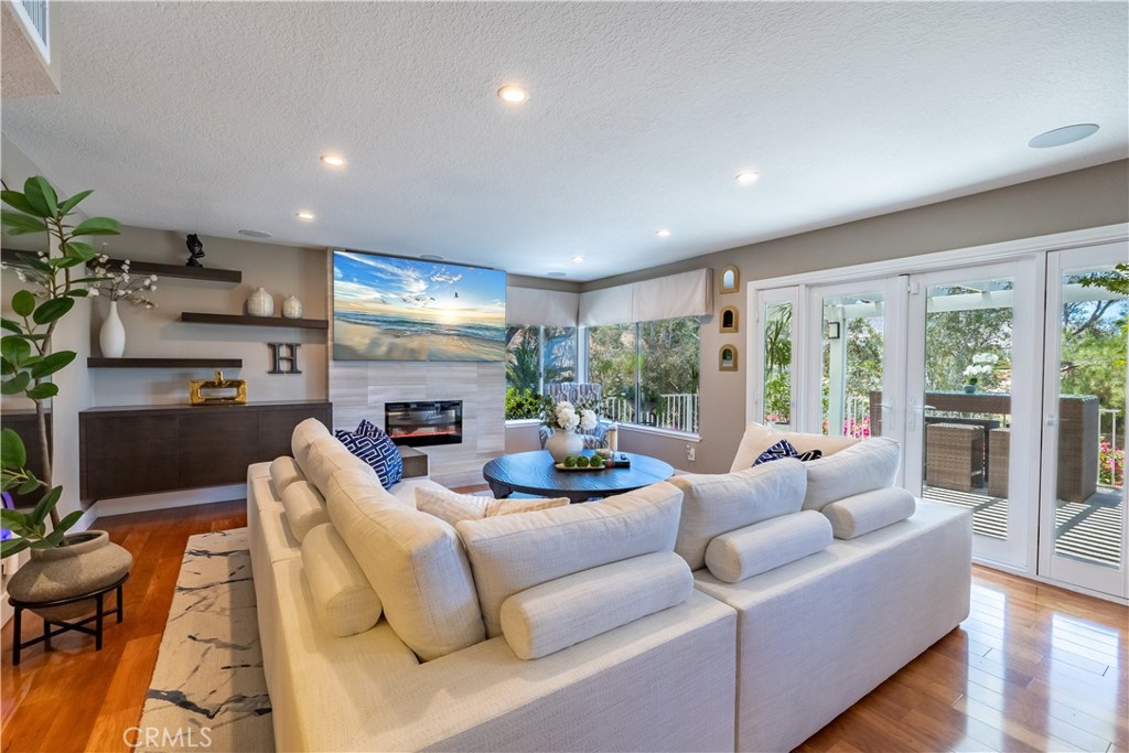 10851 Orchard View Lane