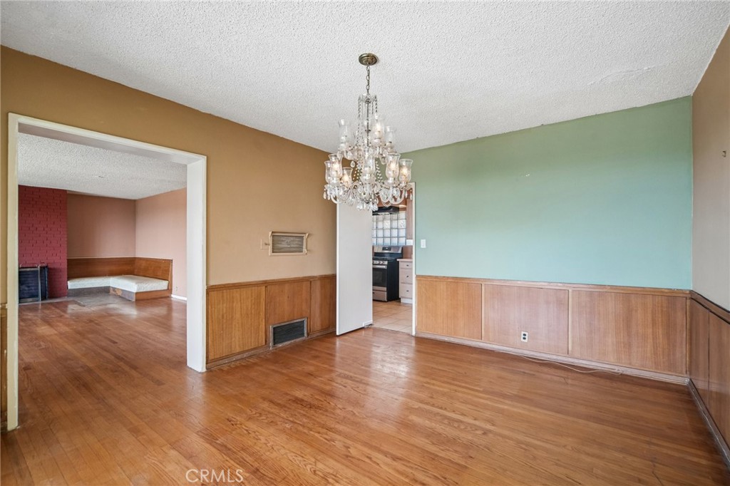 5129 Brea Crest