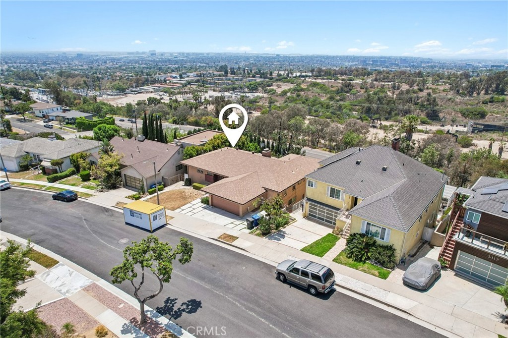 5129 Brea Crest
