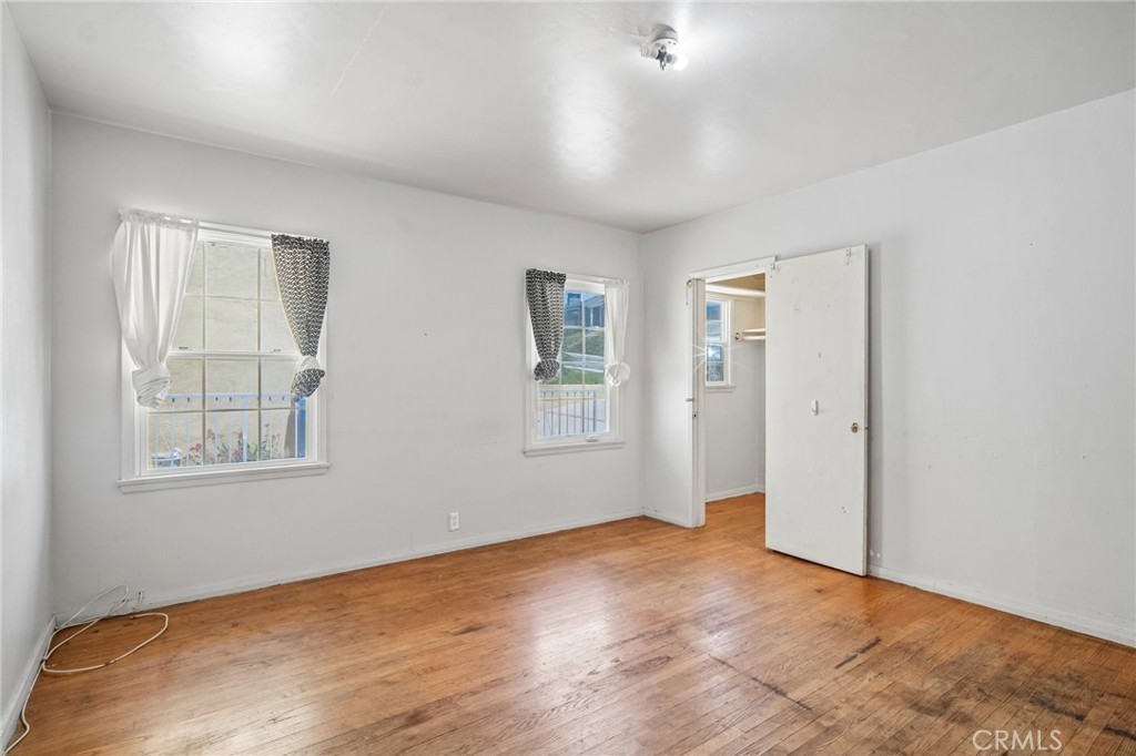 5129 Brea Crest