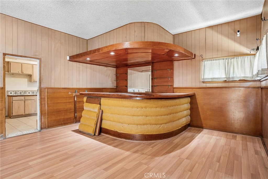 5129 Brea Crest