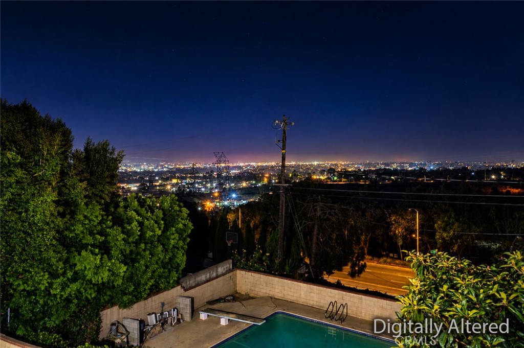 5129 Brea Crest