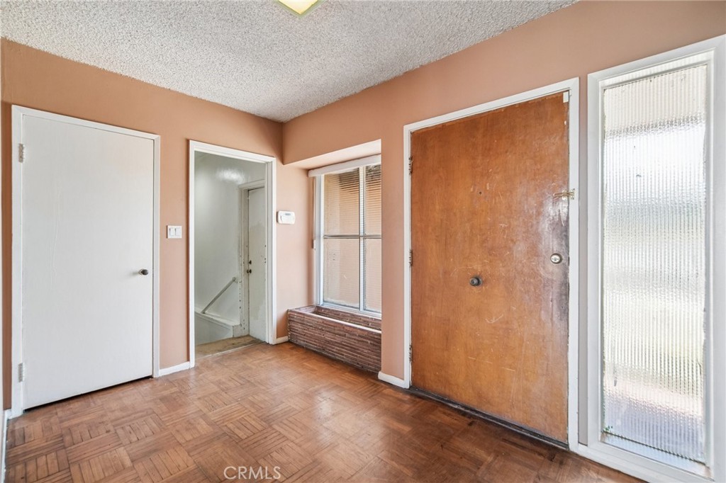 5129 Brea Crest