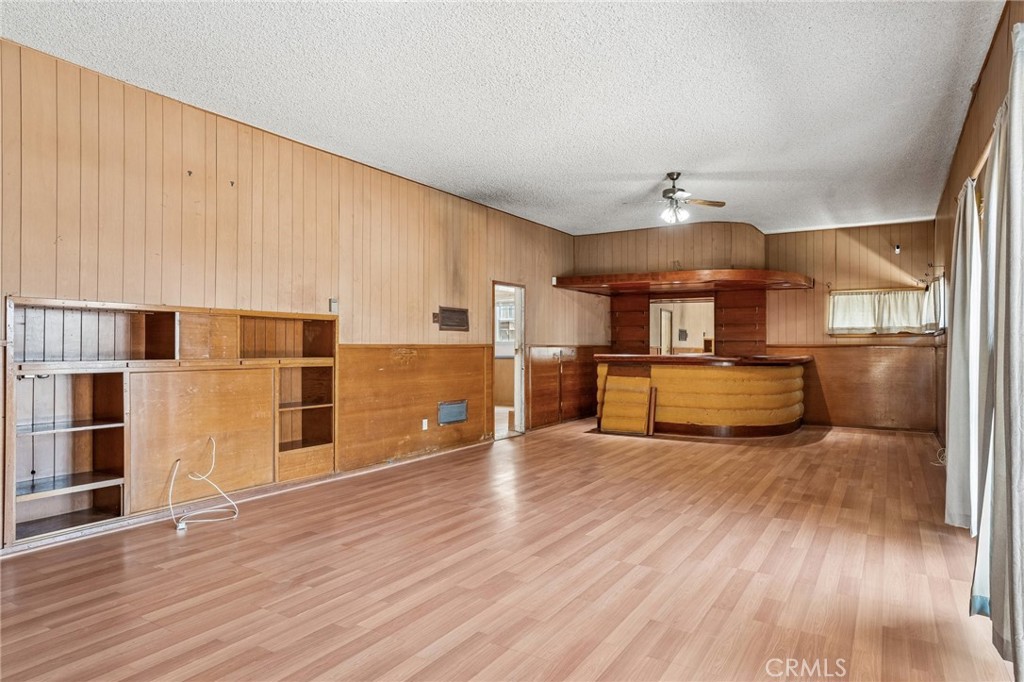 5129 Brea Crest