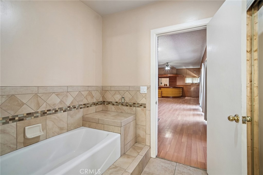 5129 Brea Crest