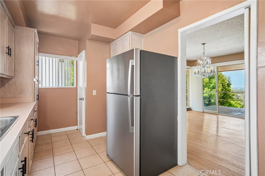 5129 Brea Crest