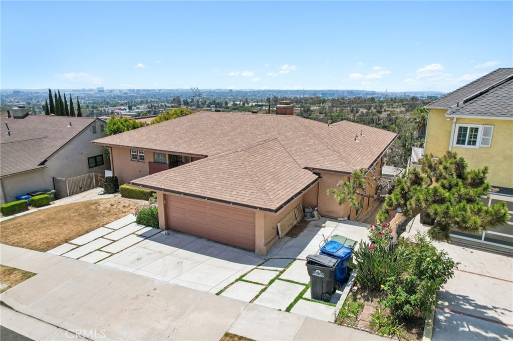 5129 Brea Crest