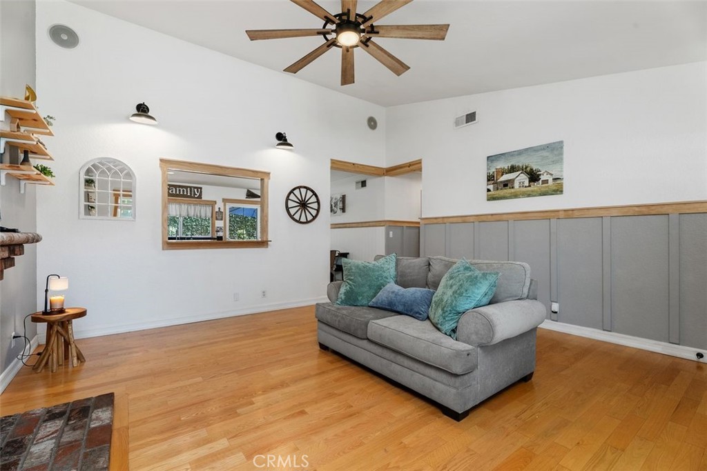 7831 E Samantha Circle