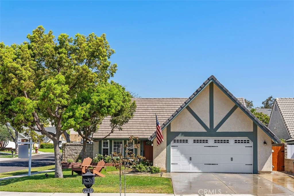 7831 E Samantha Circle