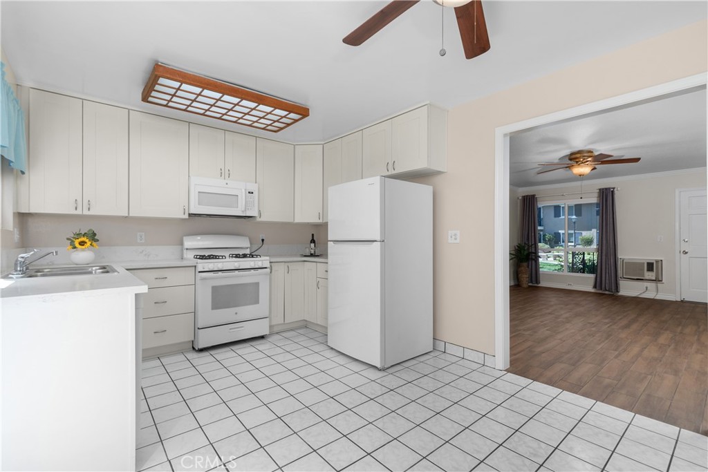 660 S Glassell Street 45