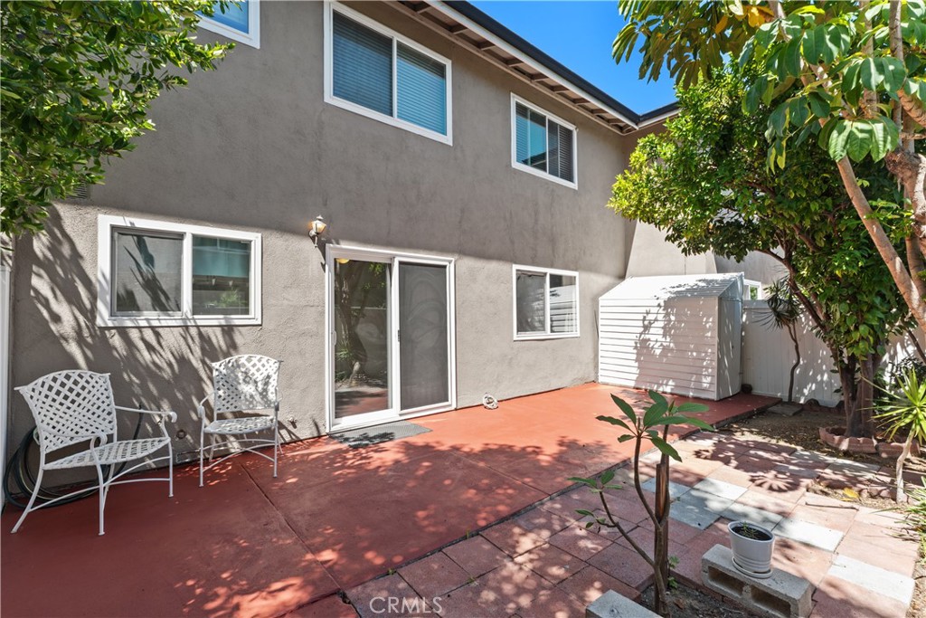 660 S Glassell Street 45
